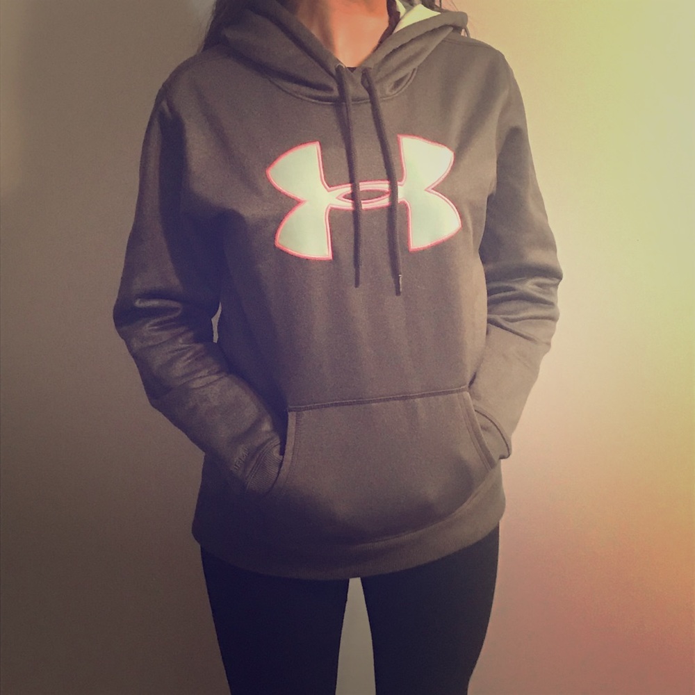 Under Armour sweatshirt
